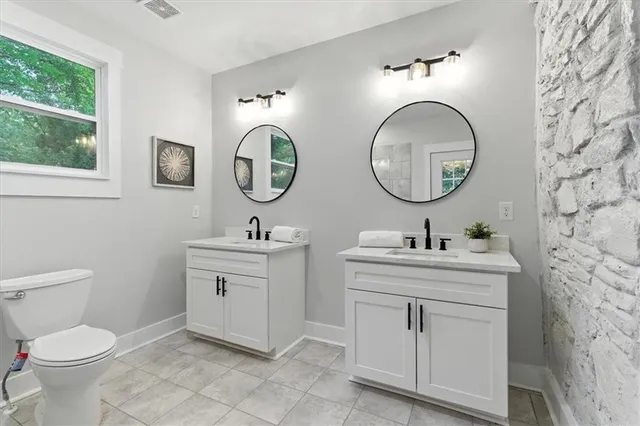 $2,000 | 1441 Ezra Church Drive Northwest, Atlanta, GA 30314