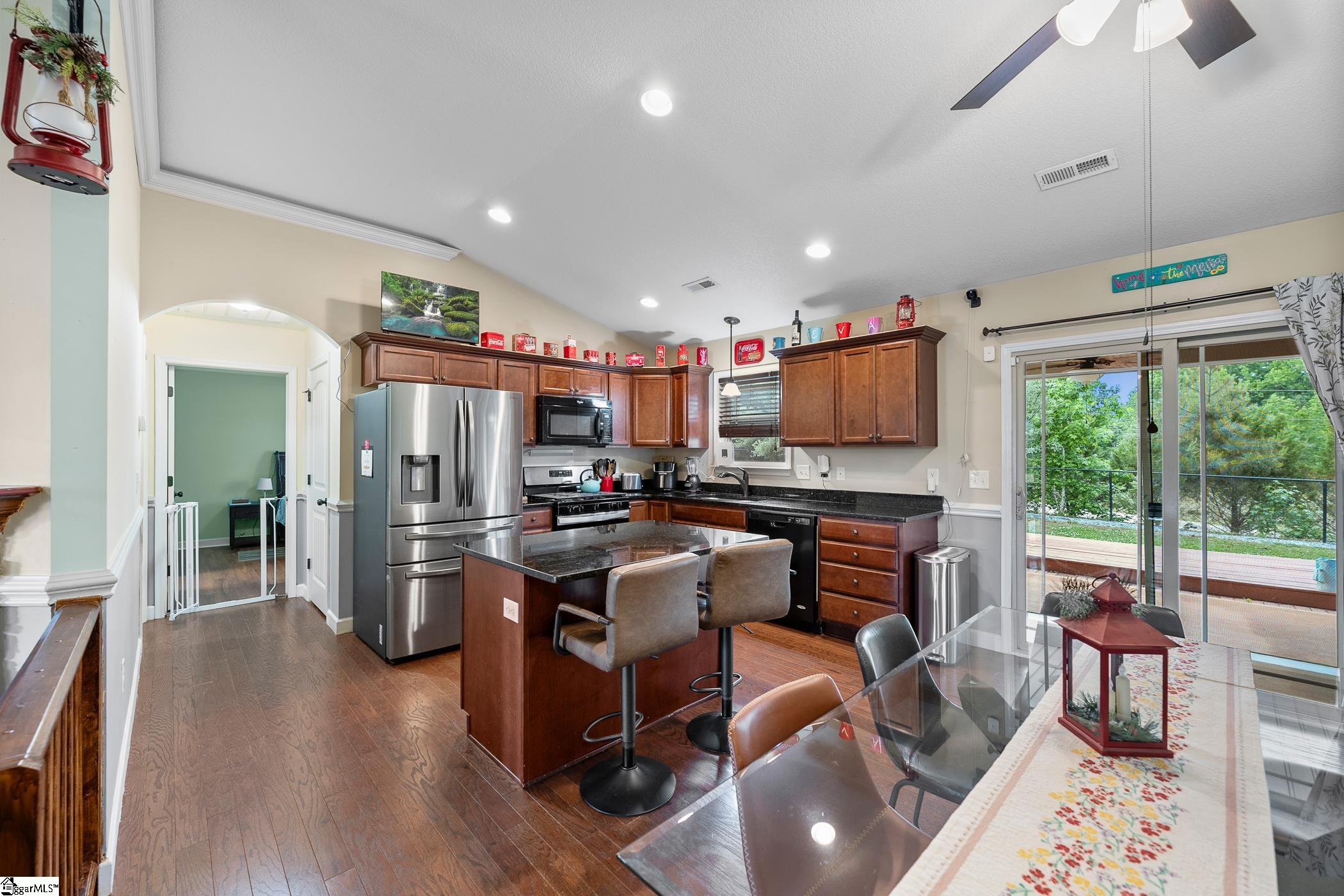 326 Gleaner Drive Inman, SC 29349 - Photo 6 of 19