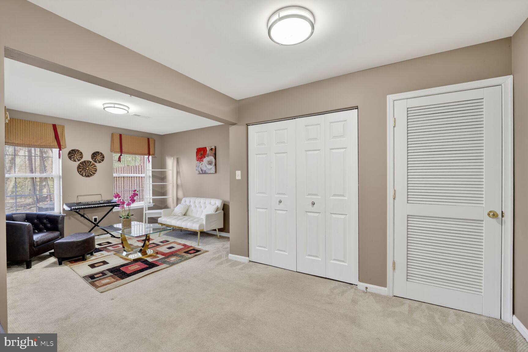 165 Tilden Way Edgewater, MD 21037 - Photo 4 of 22 a living room with furniture and a window