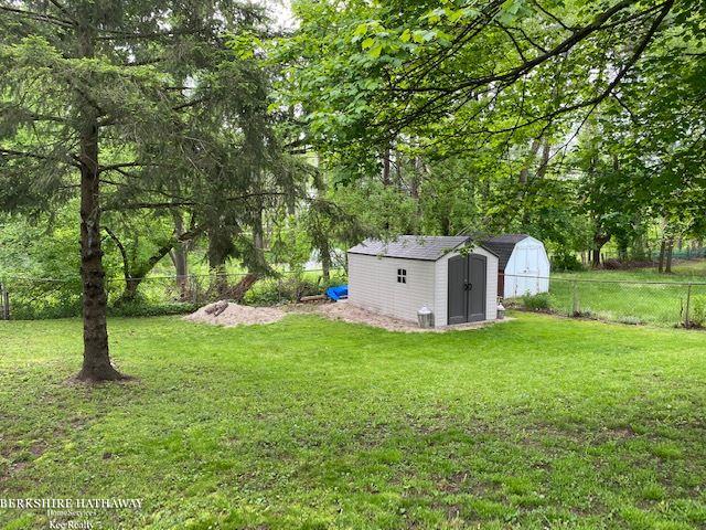754 Miller Avenue Rochester, MI 48307 - Photo 23 of 24 50012668-22.JPG