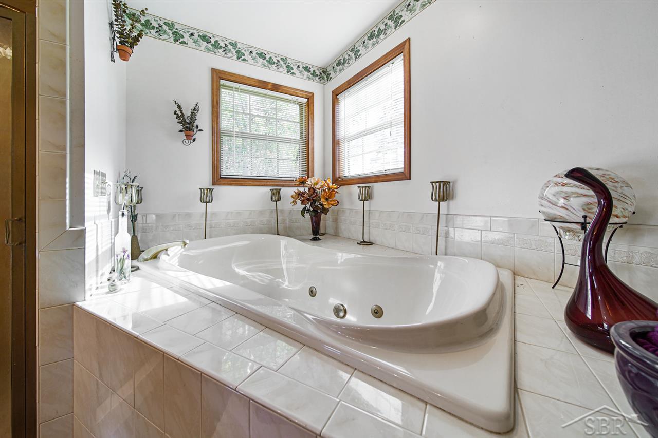 13104 North Bray Road Clio, MI 48420 - Photo 21 of 56 50025596-20.JPG