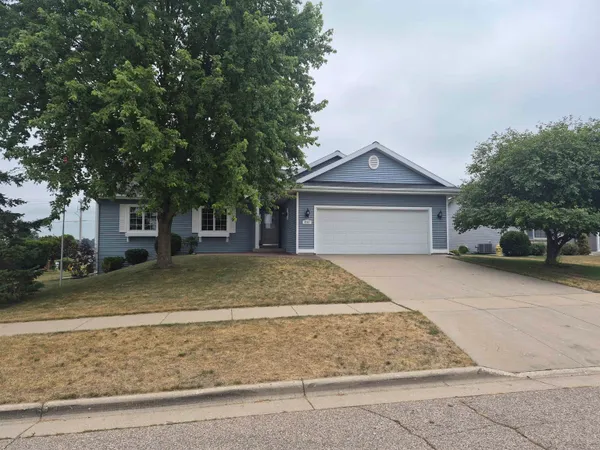 $385,000 | 4152 Hawkridge Drive, Janesville, WI 53546
