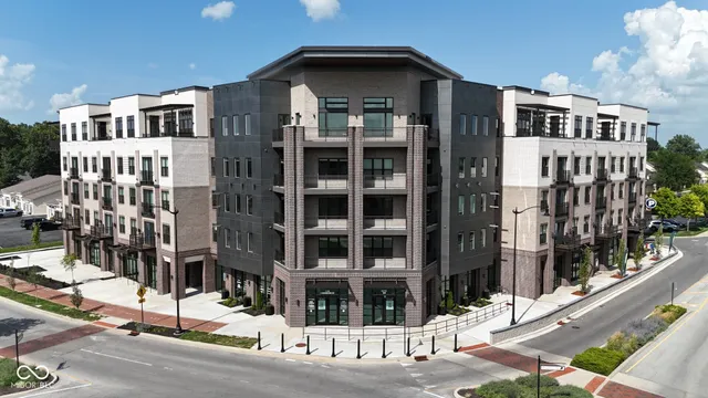 $820,000 | 1155 South Rangeline Road, Unit 506, Carmel, IN 46032