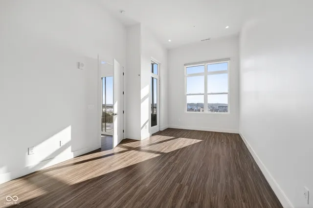 $820,000 | 1155 South Rangeline Road, Unit 506, Carmel, IN 46032