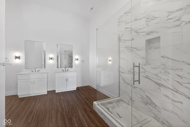 $820,000 | 1155 South Rangeline Road, Unit 506, Carmel, IN 46032