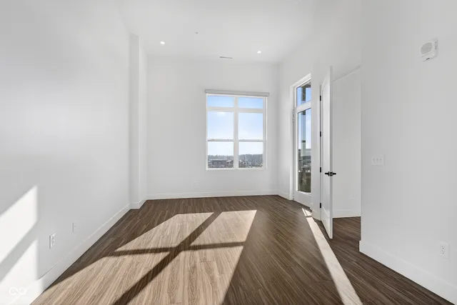 $820,000 | 1155 South Rangeline Road, Unit 506, Carmel, IN 46032