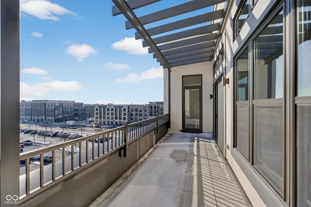 $820,000 | 1155 South Rangeline Road, Unit 506, Carmel, IN 46032