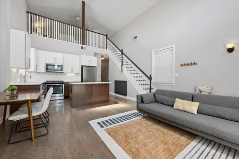 $799,000 | 1529 West Montana Street, Unit 3, Chicago, IL 60614