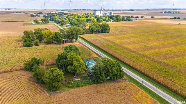 $139,000 | 2136 950th Street, Chestnut, IL 62518