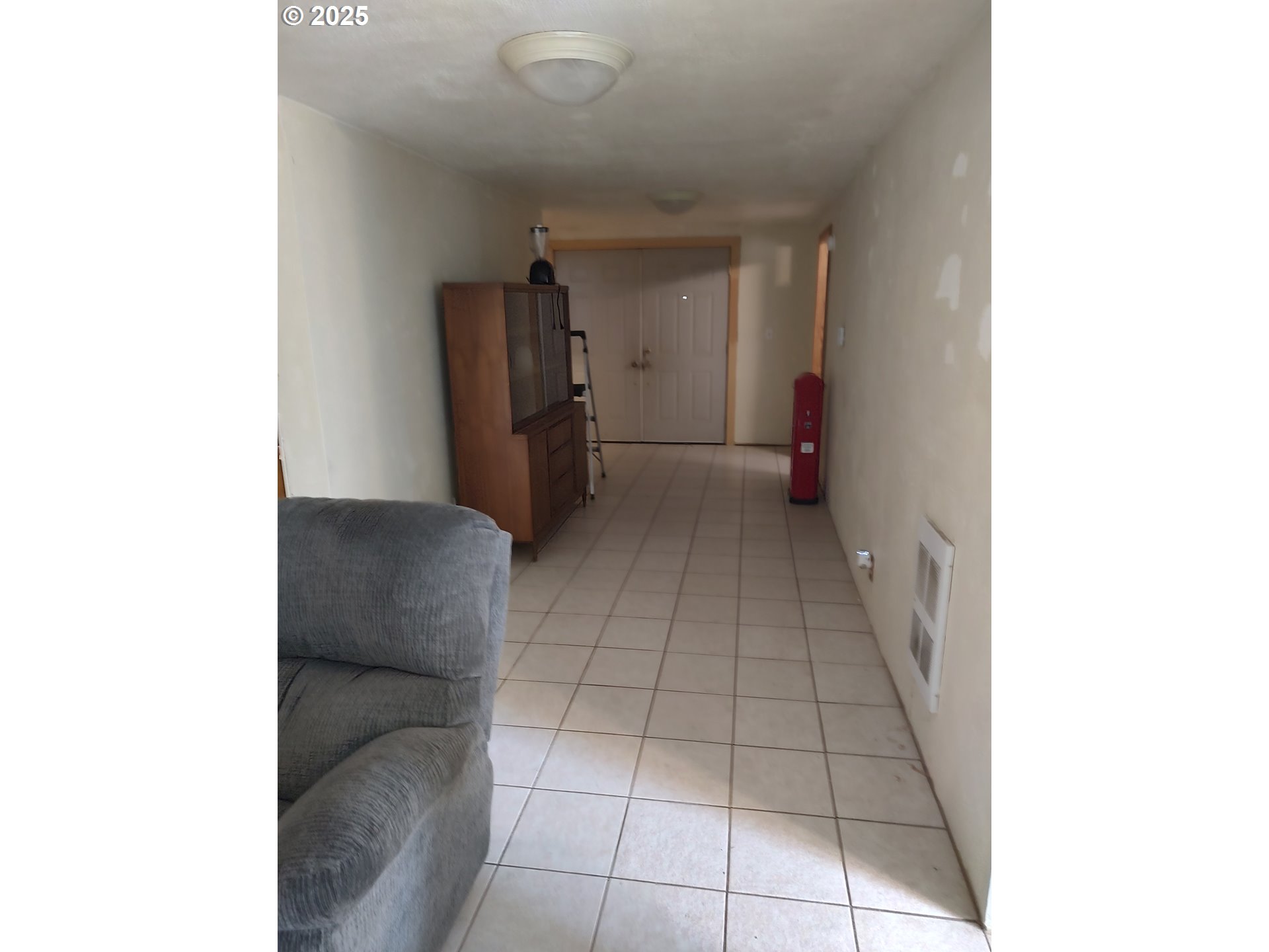 2188 North Danebo Avenue Eugene, OR 97402 - Photo 3 of 11