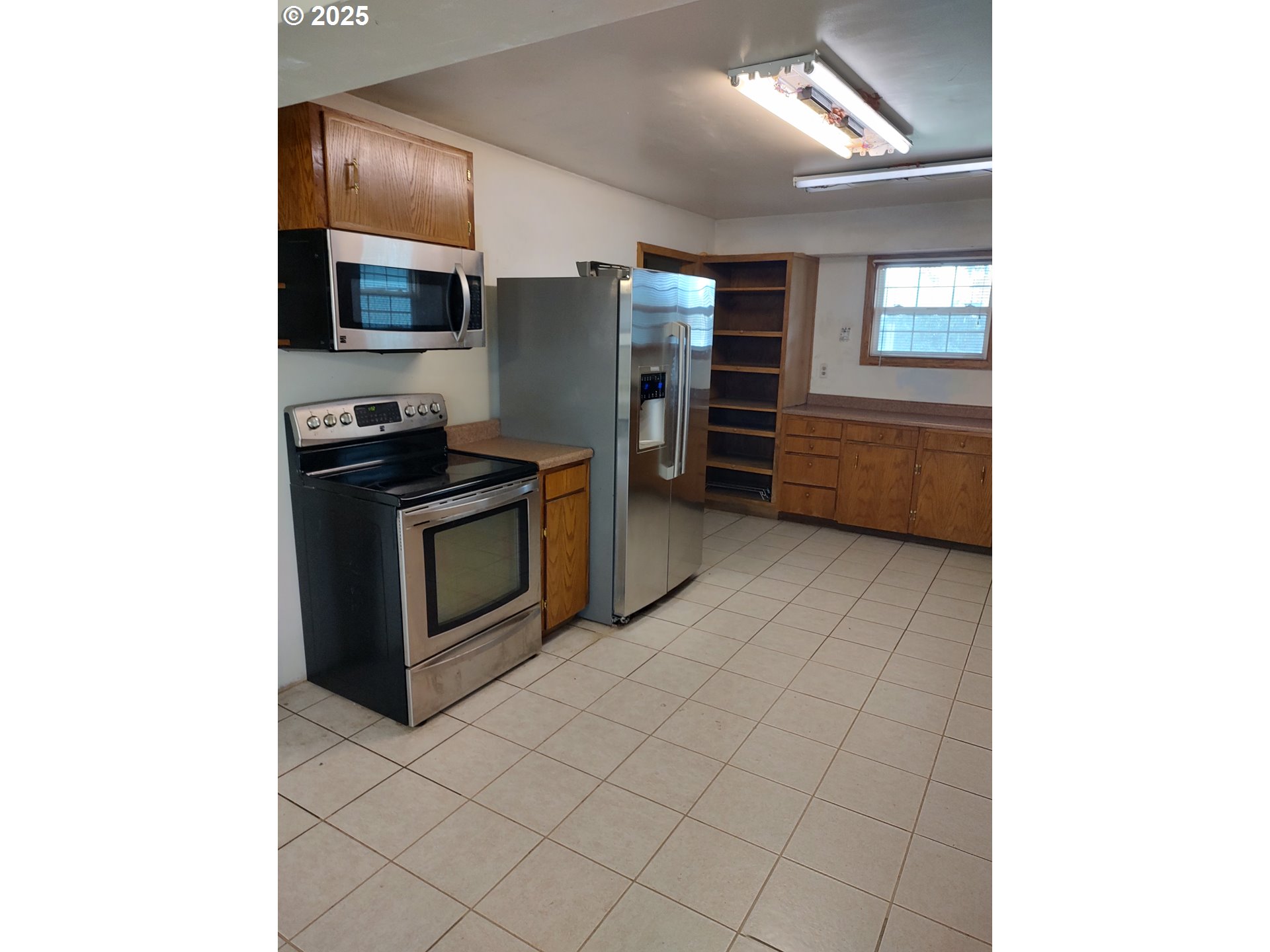 2188 North Danebo Avenue Eugene, OR 97402 - Photo 6 of 11