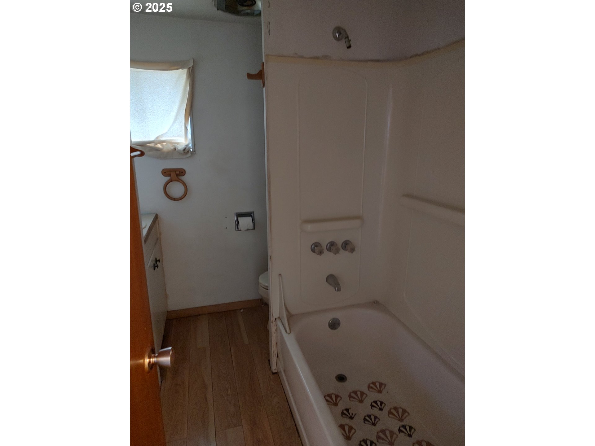 2188 North Danebo Avenue Eugene, OR 97402 - Photo 10 of 11