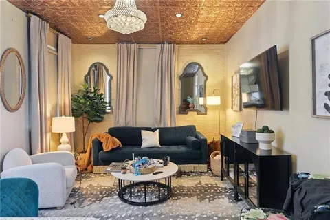 $295,000 | 539 Toulouse Street, Unit C, New Orleans, LA 70130
