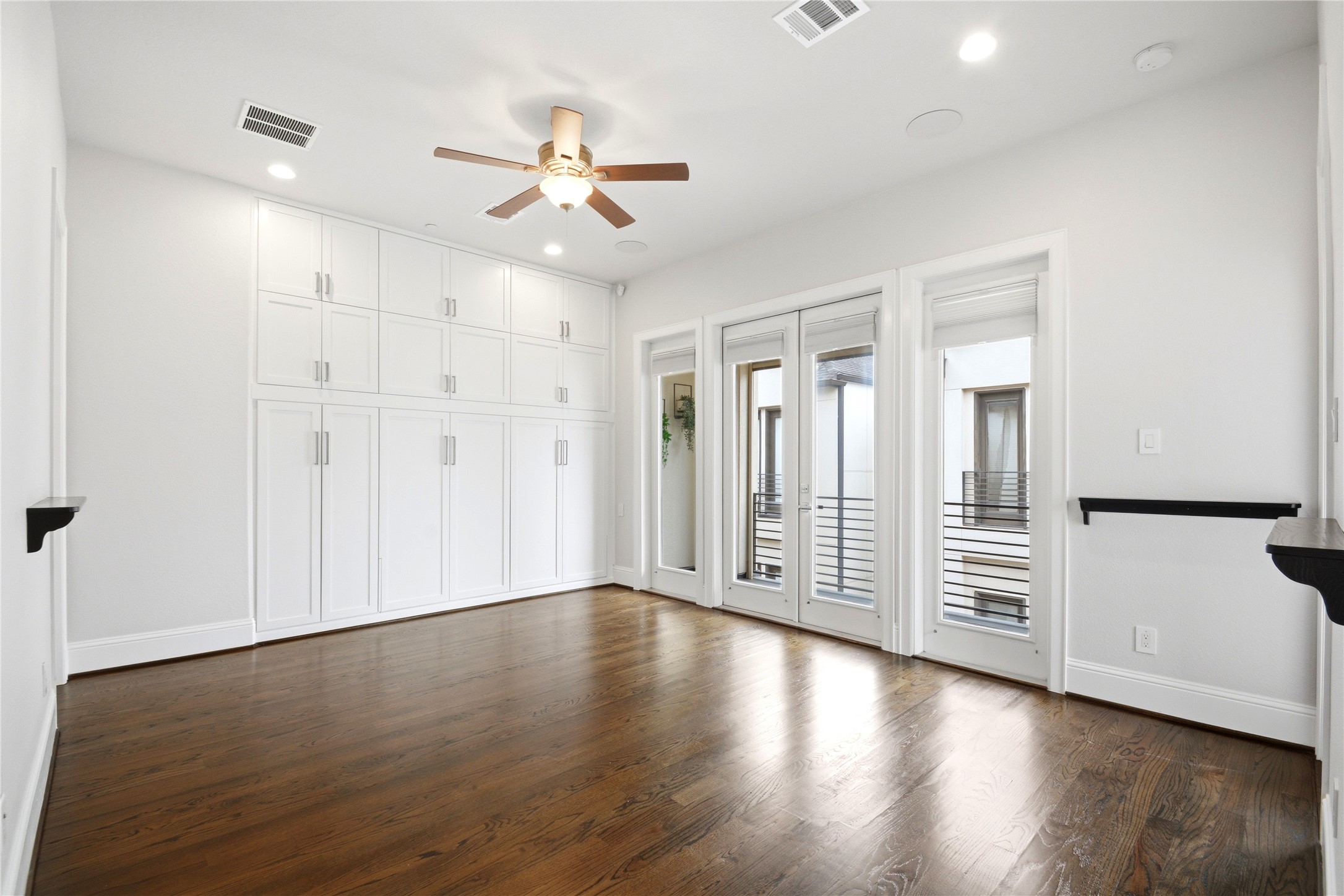 2119 Taft Street Houston, TX 77006 - Photo 19 of 50