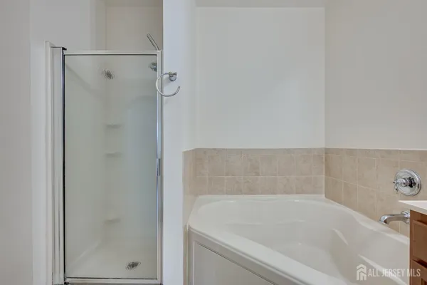 $499,000 | 2822 Edward Stec Boulevard, Edison, NJ 08837