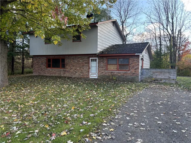 $150,000 | 2555 State Route 104, Ontario, NY 14519