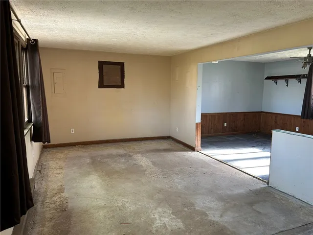 $150,000 | 2555 State Route 104, Ontario, NY 14519