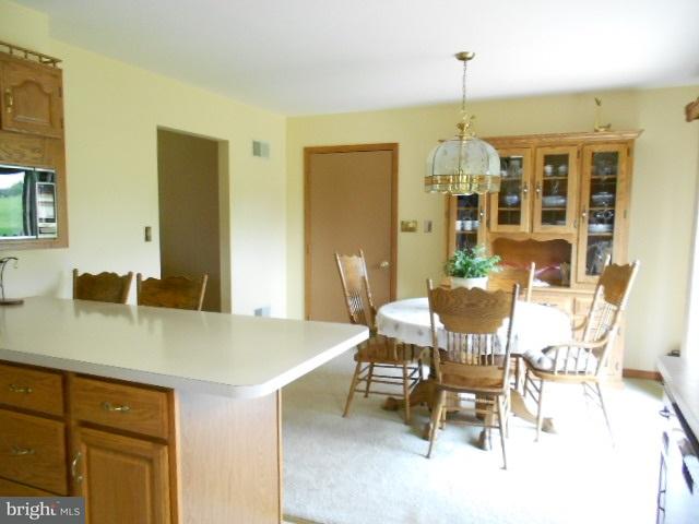 216 Burnt House Road Carlisle, PA 17015 - Photo 8 of 24 Gallery Image 8