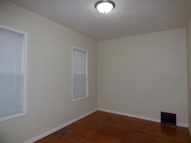 423 Portland Avenue Beloit, WI 53511 - Photo 27 of 44