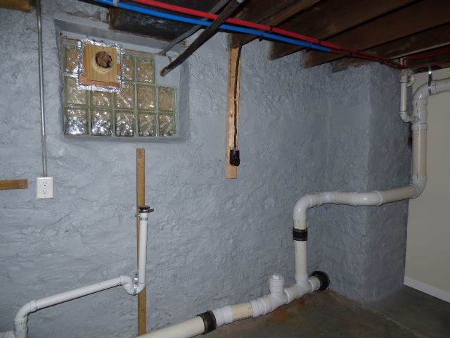 423 Portland Avenue Beloit, WI 53511 - Photo 42 of 44