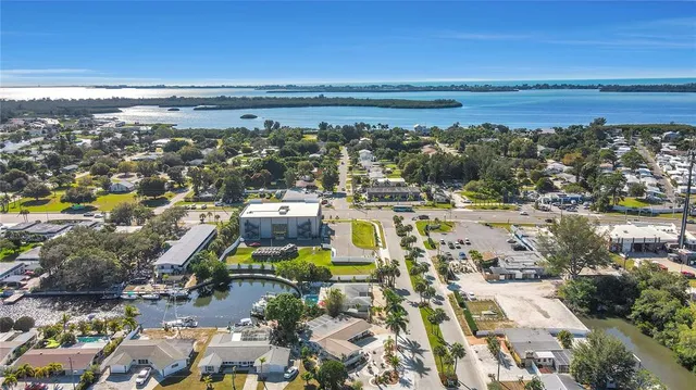 $11,679 | 4315 Royal Palm Drive, Bradenton, FL 34210