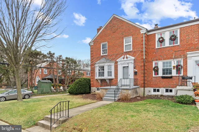 $325,000 | 308 Greenlow Road, Catonsville, MD 21228