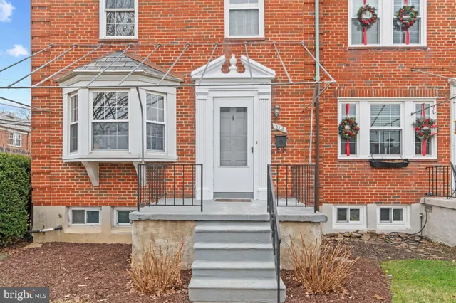 $325,000 | 308 Greenlow Road, Catonsville, MD 21228