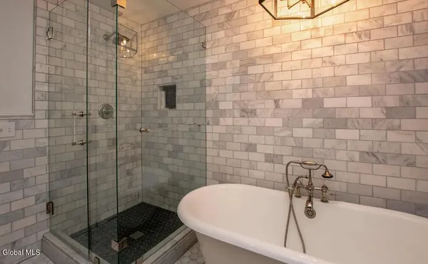$30,000 | 55 State Street, Saratoga Springs, NY 12866