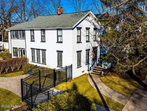 $30,000 | 55 State Street, Saratoga Springs, NY 12866