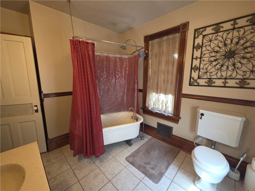 534 East Pearl Street Butler, PA 16001 - Photo 24 of 36