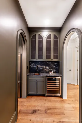 $3,499,000 | 164 Wagner Road, Northfield, IL 60093