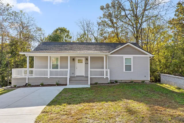 $349,500 | 338 Sweetland Drive, Chattanooga, TN 37415