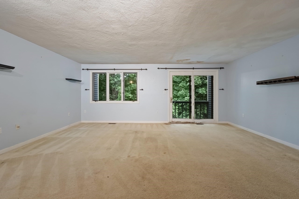 5 Deer Path, Unit 2 Maynard, MA 01754 - Photo 3 of 23