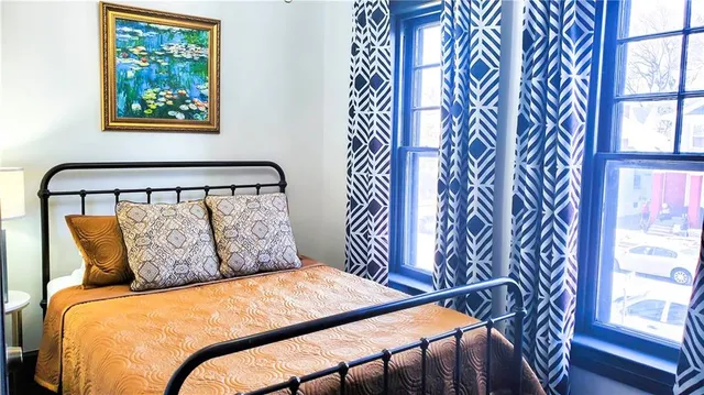 $650,000 | 2538 Holmes Street, Kansas City, MO 64108