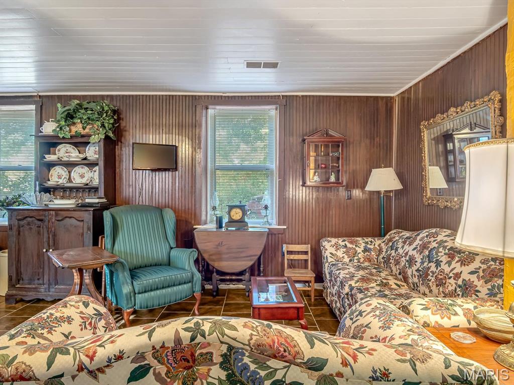 3565 Kk Road Waterloo, IL 62298 - Photo 5 of 16