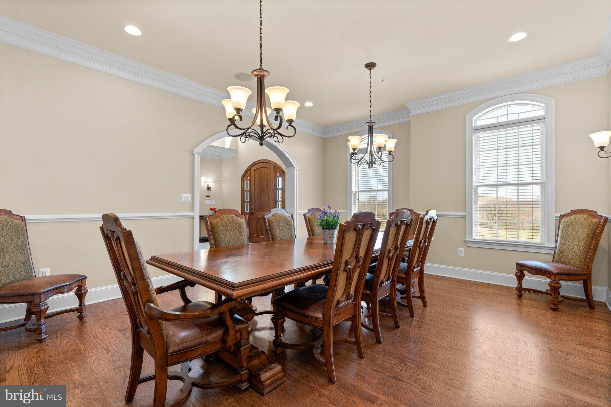 7251 Annapolis Rock Road Gaithersburg, MD 20882 - Photo 5 of 78 a view of a dining room with furniture window and wooden floor