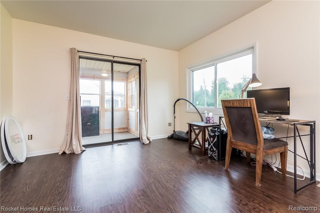 005-photo-living-room-6190595.jpg