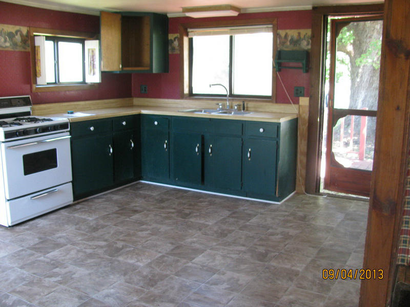 343 Newtown Road Buchanan, VA 24066 - Photo 7 of 10 KITCHEN