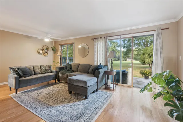 $194,900 | 2037 Lac Du Mont Drive, Haslett, MI 48840