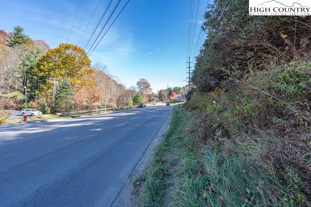 105 Highway Boone Nc 28607 Boone, NC 28607 - Photo 6 of 19 a view of a yard