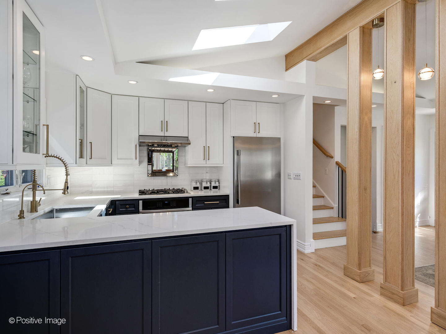 2016 Des Plaines Avenue Park Ridge, IL 60068 - Photo 12 of 30 Gallery Image 12