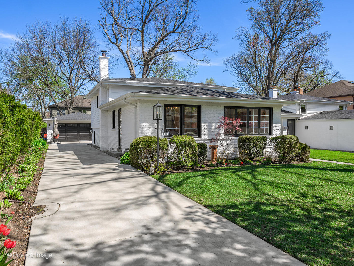 2016 Des Plaines Avenue Park Ridge, IL 60068 - Photo 2 of 30 Gallery Image 2