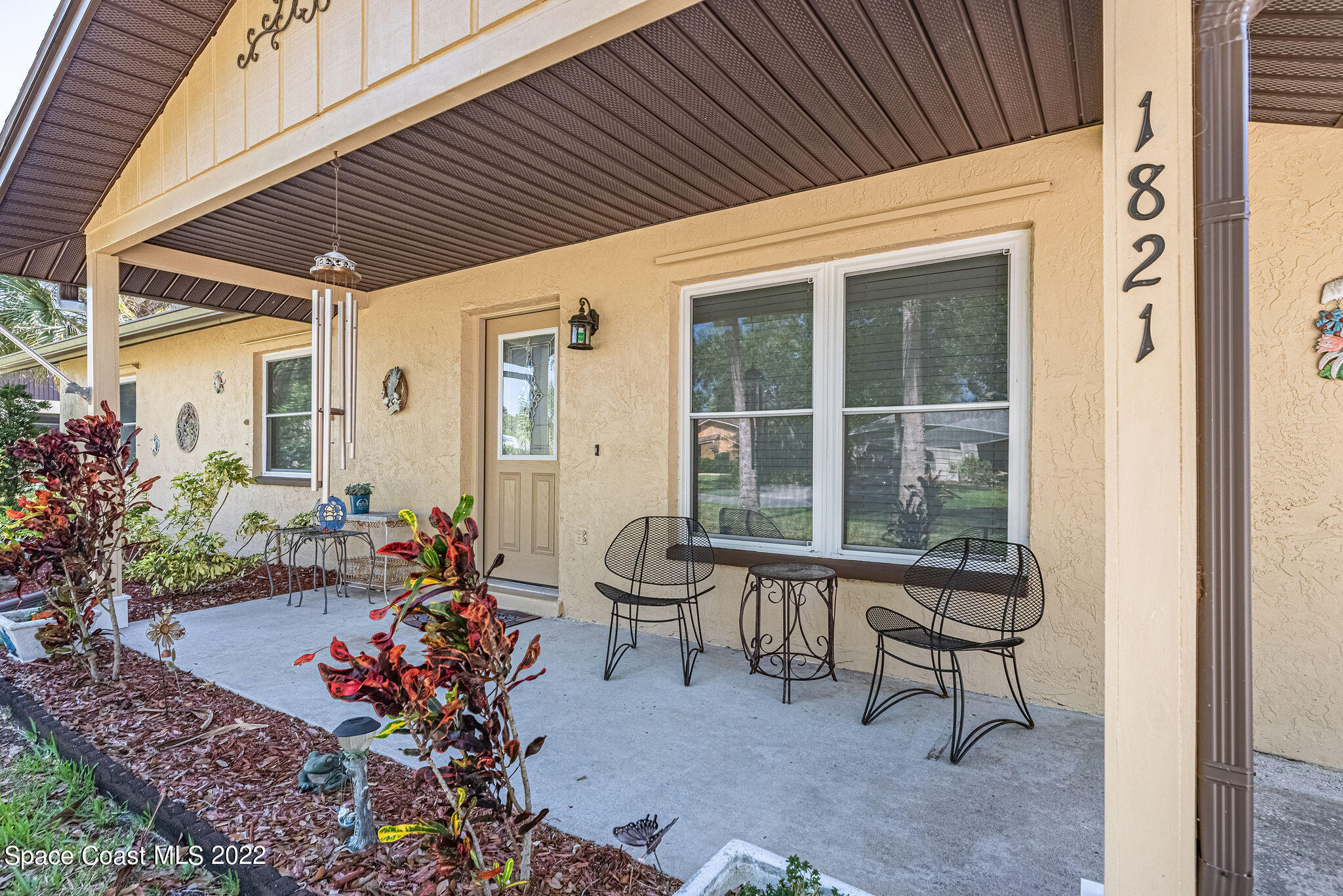 1821 Britt Road Cocoa, FL 32926 - Photo 5 of 63 a outdoor seating area with furniture