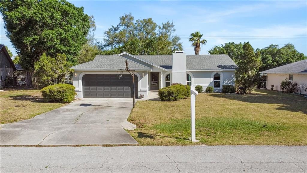 210 Glenridge Loop North  