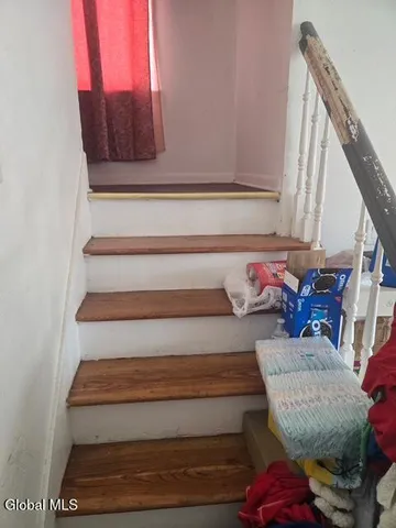 $260,000 | 27 Linden Street, Schenectady, NY 12304