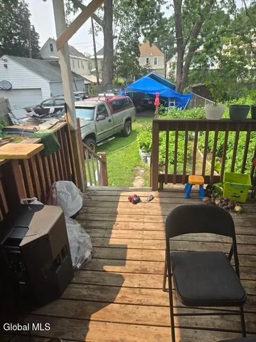 $260,000 | 27 Linden Street, Schenectady, NY 12304