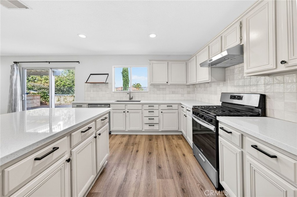 33650 Abbey Road Temecula, CA 92592 - Photo 18 of 61