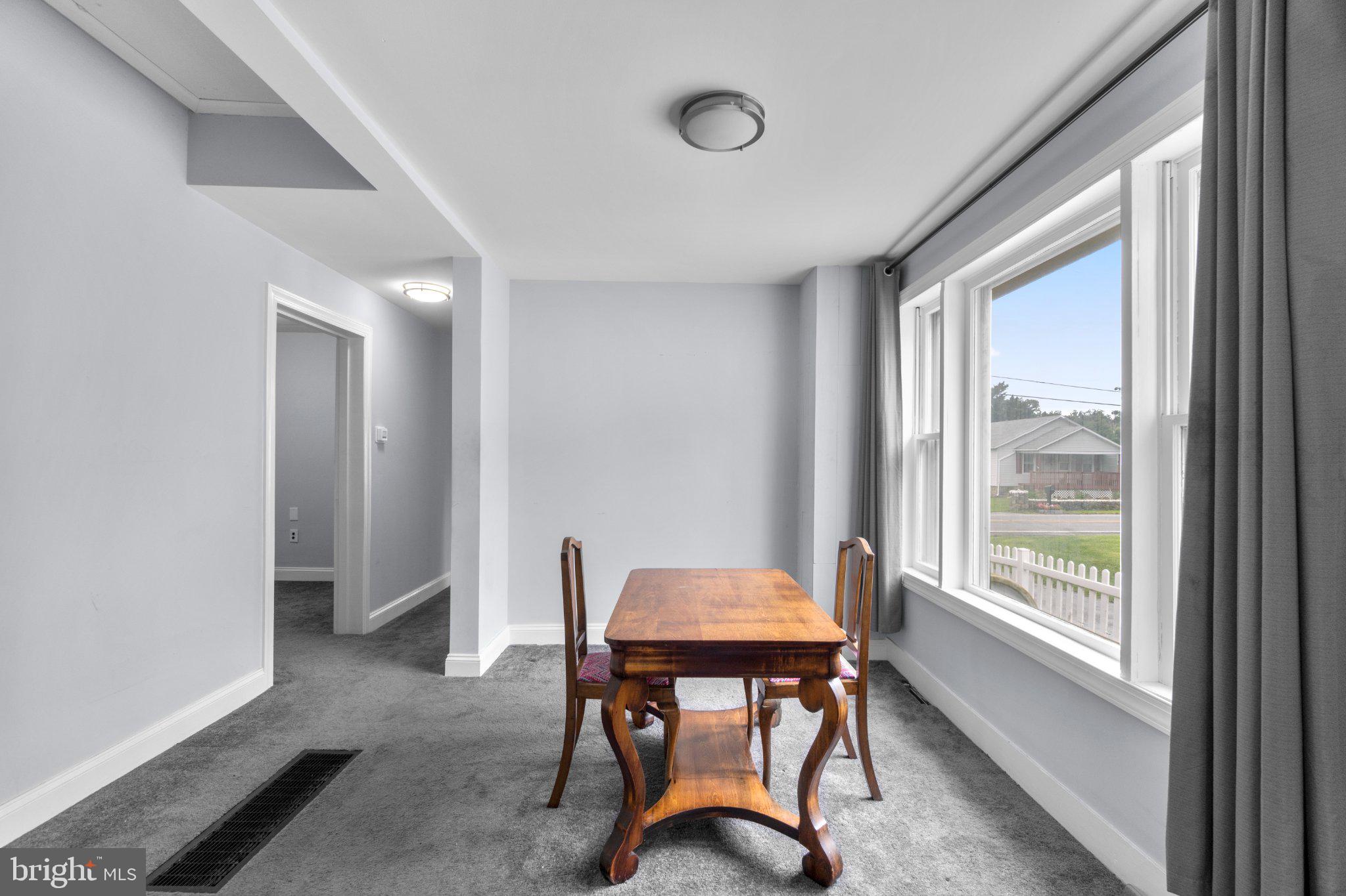 25324 Highfield Road Cascade, MD 21719 - Photo 12 of 43 Dining Room