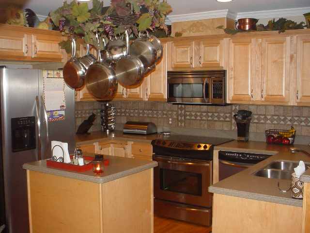 109 Christ Rock Camp Road Landrum, SC 29356 - Photo 2 of 12