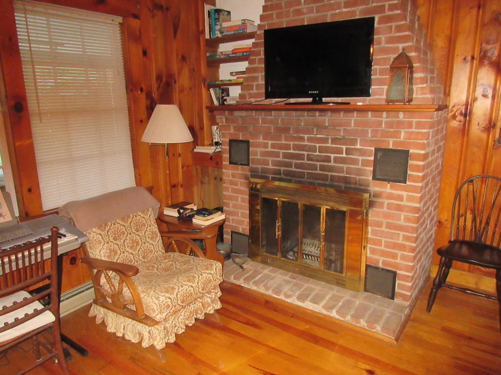 110 Loop Road Rindge, NH 03461 - Photo 9 of 27
